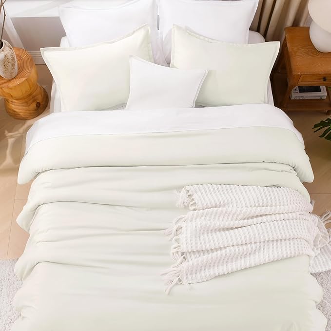 Litanika Ivory Comforter Set Queen Size, 3 Pieces Lightweight Solid Bedding Comforter Set, All Season Fluffy Bed Set (90x90In Comforter & 2 Pillowcases)