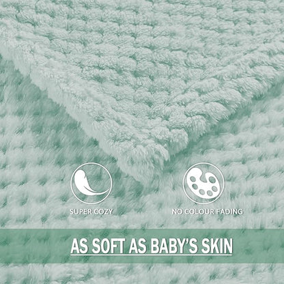 Exclusivo Mezcla Fleece Throw Blanket Extra Large, Super Soft and Warm Blankets for Couch, Sofa and Bed Waffle Textured, Cozy, Fuzzy and Lightweight (Mint Green, 50x70 Inches)