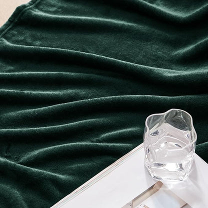 Exclusivo Mezcla Fleece Blanket King Size for Bed, Super Soft and Warm, All Season Use, Cozy, Plush, Lightweight, 90x104 Inches, Forest Green