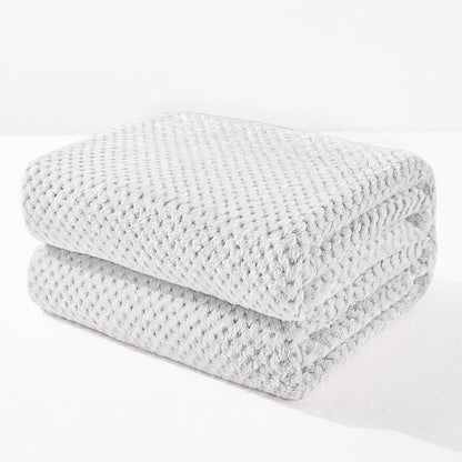 Exclusivo Mezcla Fleece Bed Blanket Queen Size, Super Soft and Warm Blankets for Couch, Sofa and Bed Waffle Textured, Cozy, Fuzzy and Lightweight (Mixed Light Grey, 90x90 Inches)