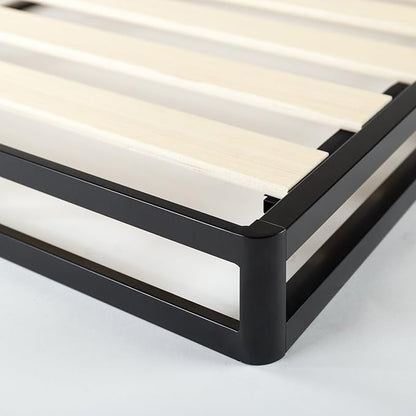 ZINUS Metal Box Spring with Wood Slats, 4 Inch Mattress Foundation, Sturdy Steel Structure, Easy Assembly, King