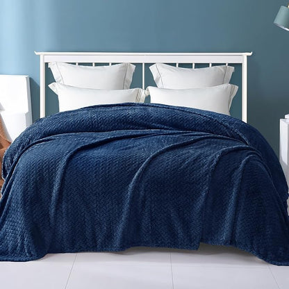 Exclusivo Mezcla Fleece Twin Size Blanket for Bed, 90x66 Inches Soft Cozy Jacquard Flannel Blankets, Lightweight Fuzzy Plush Warm for Winter, Navy Blue