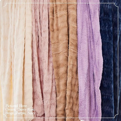 The Connecticut Home Co Throw Blanket for Couch, Soft Fluffy Room Decor, 70x60, Cozy Warm Throws for Bed, Couches, Gifts for Women, Bedroom Cute Aesthetic Blankets Faux Fur and Sherpa, Purple