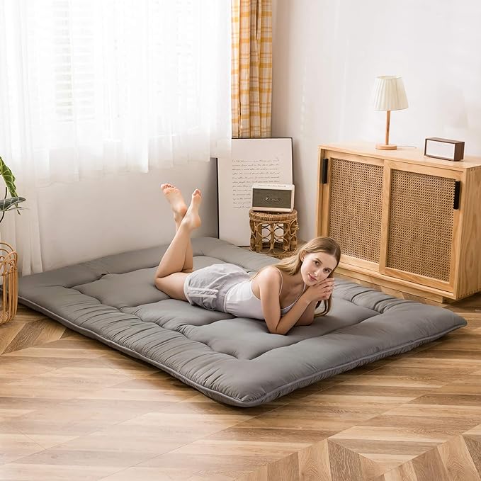 MAXYOYO Japanese Floor Mattress Futon Mattress, 4" Thicken Tatami Mat Sleeping Pad Foldable Roll Up Mat Boys Girls Dormitory Pad Kids Floor Lounger Pillow Bed, Charcoal Grey, Full Size