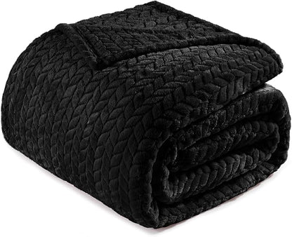 Exclusivo Mezcla Fleece Twin Size Blanket for Bed, 90x66 Inches Soft Cozy Jacquard Flannel Blankets, Lightweight Fuzzy Plush Warm for Winter, Black