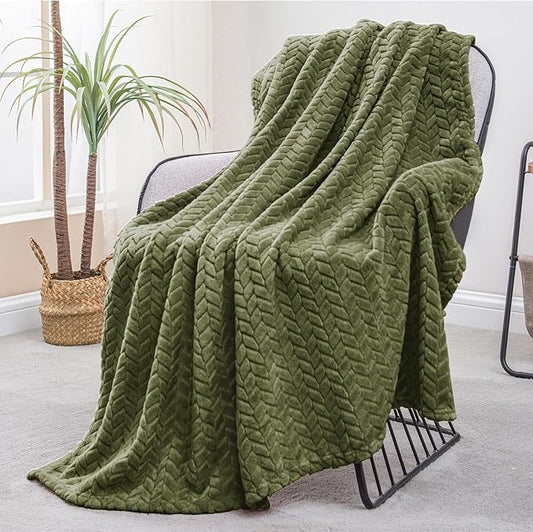 Exclusivo Mezcla Fleece Throw Blanket for Couch, 50x70 Inches Soft Cozy Jacquard Flannel Blankets, Lightweight Fuzzy Plush Warm Throws for Winter, Olive Green