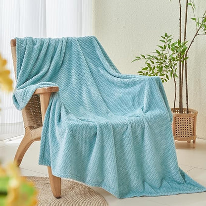 NEWCOSPLAY Super Soft Throw Blanket Mint Green Premium Silky Flannel Fleece Leaves Pattern Lightweight Bed Blanket All Season Use (Mint Green, Throw(50"x60"))