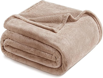 Exclusivo Mezcla Fleece Blanket Twin Size for Bed, Super Soft and Warm, All Season Use, Cozy, Plush, Lightweight, 60x80 Inches Camel