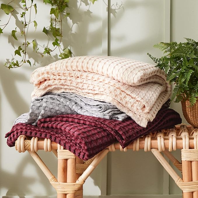 Bedsure Cooling Cotton Waffle Twin XL Blanket - Lightweight Breathable Blanket of Rayon Derived from Bamboo for Hot Sleepers, Luxury Throws for Bed, Couch and Sofa, Burgundy, 66x90 Inches