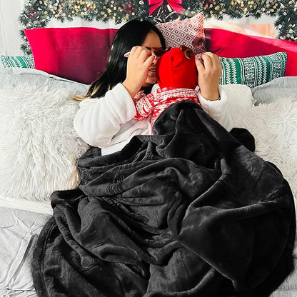 Bedsure GentleSoft Fleece Blankets King Size Black - Bed Blanket Soft Lightweight Plush Cozy Fuzzy Luxury Microfiber, 108x90 inches