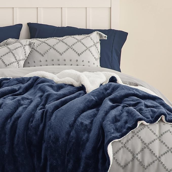 Bedsure GentleSoft Sherpa Fleece Blankets Queen Size for Bed - Thick and Warm Throw for Women and Men, Soft Fuzzy Plush Queen Blanket for Winter, Navy, 90x90 Inches