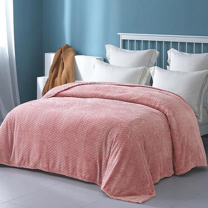 Exclusivo Mezcla Fleece King Size Blanket for Bed, 90x104 Inches Soft Cozy Jacquard Flannel Blankets, Lightweight Fuzzy Plush Warm for Winter, Pink