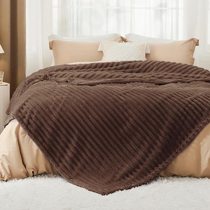 Bedsure GentleSoft Fondue Fudge Full Blanket for Bed - Cozy Soft Blankets for Women, Cute Small Fleece Throws for Girls, Birthday Gifts for Women Decor Gifts for Mom, 84x90 Inches