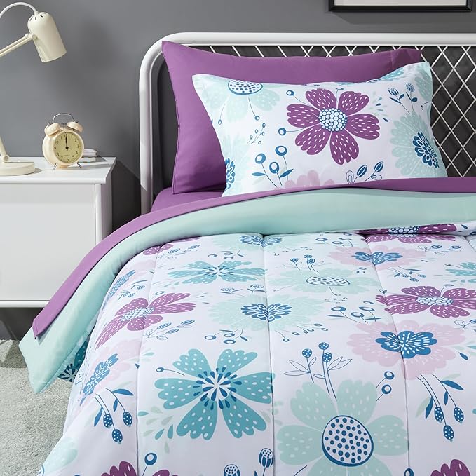 Amazon Basics 5 Piece Soft Microfiber Kid's Bed-in-a-Bag Bedding Set, Twin, Bluish Flowers, Floral