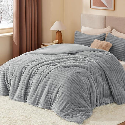 BEDELITE Fleece Queen Comforter Set -Super Soft & Warm Fluffy Light Grey Bedding, Luxury Fuzzy Heavy Bed Set for Winter with 2 Pillow Cases