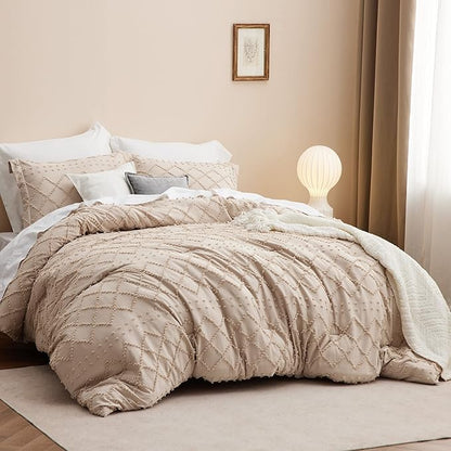 Bedsure California King Comforter Set - Warm Tan Comforter, Boho Tufted Shabby Chic Bedding for Kids, 3 Pieces Vintage Farmhouse Bed Set for All Seasons, Fluffy Soft Bedding with 2 Pillow Shams