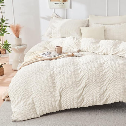 HYMOKEGE Ivory Twin Comforter Set Seersucker 5 Pieces, All Season Luxury Bed in a Bag for Bedroom, Bedding Set with Comforters, Sheets, Pillowcase & Shams