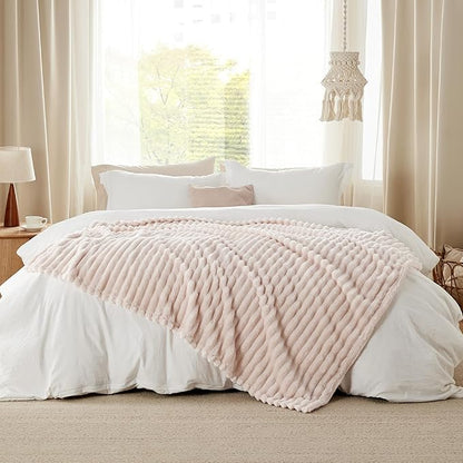 Bedsure GentleSoft Crystal Pink Throw Blanket for Couch - Cozy Soft Blankets for Women, Cute Small Throws for Girls, 50x70 Inches