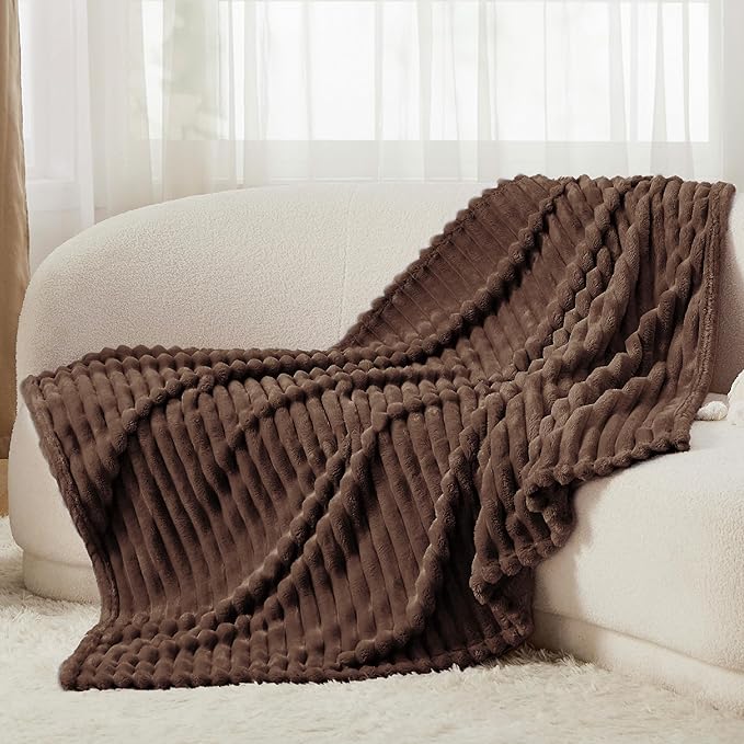 Bedsure GentleSoft Fondue Fudge Fleece Blanket for Couch - Cozy Soft Blankets for Women, Cute Small Throws for Girls, 50x60 Inches