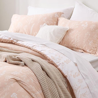 Bedsure Oversized Queen Comforter Set - Dusty Rose Bed Set, 3 Pieces Cute Floral Bedding, 1 Soft Reversible Botanical Flowers Comforter and 2 Pillow Shams