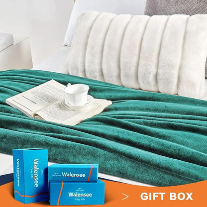 Walensee Fleece Blanket Plush Throw Fuzzy Lightweight (Queen Size 90x90 Emerald Green) Super Soft Microfiber Flannel Blankets for Couch, Bed, Sofa Ultra Luxurious Warm and Cozy for All Seasons