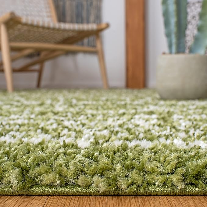SAFAVIEH Arizona Shag Collection Area Rug - 2'6" x 14' Runner, Green & Ivory, Non-Shedding & Easy Cleaning, Plush Thick Pile, Ideal for Living Room, Bedroom, Dining Space (ASG741X)
