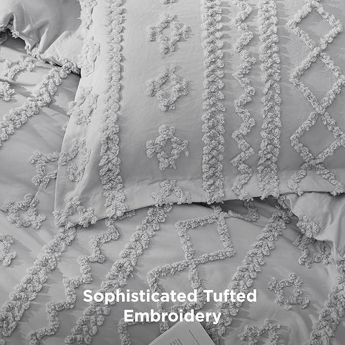 Bedsure Tufted Boho Comforter Set Twin Size - Light Grey Boho Bed Set, GentleSoft™ 2 Pieces Farmhouse Shabby Chic Embroidery Bedding, Gifts for Woman, Soft Jacquard Twin Comforter for All Seasons