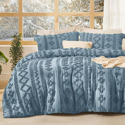 Bedsure Tufted Boho Comforter Set Queen Size - Grayish Blue Boho Bed Set, GentleSoft™ 3 Pieces Farmhouse Shabby Chic Embroidery Bedding, Gifts for Woman, Soft Jacquard Queen Comforter for All Seasons