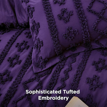Bedsure Tufted Boho Comforter Set Queen Size - Purple Boho Bed Set, GentleSoft™ 3 Pieces Farmhouse Shabby Chic Embroidery Bedding, Gifts for Woman, Soft Jacquard Queen Comforter for All Seasons