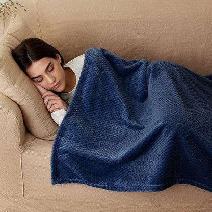 Exclusivo Mezcla Fleece Bed Blanket Twin Size, Super Soft and Warm Blankets for Couch, Sofa and Bed Waffle Textured, Cozy, Fuzzy and Lightweight (Navy Blue, 90x66 Inches)