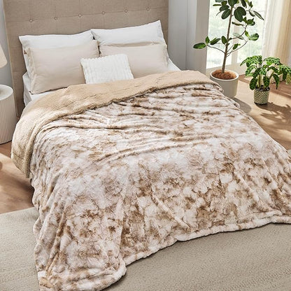 Bedsure GentleSoft Sherpa Fluffy Blanket Queen Size for Bed - Fleece Warm and Cozy for Women Gift, Plush & Fuzzy Faux Fur Christmas Blanket for Couch, Sofa Decor, Tie Dye Design, Beige, 90x90 Inches