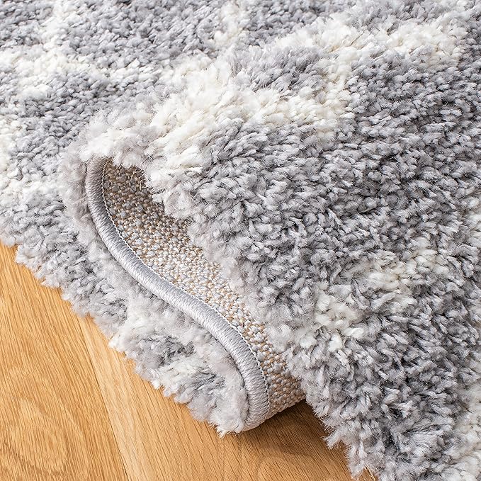 SAFAVIEH Arizona Shag Collection Area Rug - 6'7" Square, Grey & Ivory, Moroccan Design, Non-Shedding & Easy Care, 1.6-inch Thick Ideal for High Traffic Areas in Living Room, Bedroom (ASG741G)
