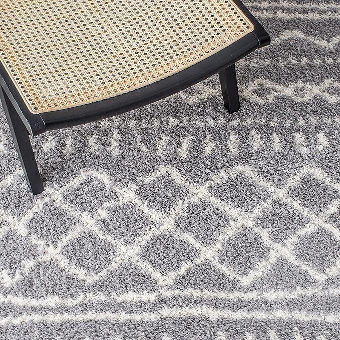 SAFAVIEH Arizona Shag Collection Area Rug - 6' x 8', Grey & Ivory, Non-Shedding & Easy Cleaning, Plush Thick Pile, Ideal for Living Room, Bedroom, Dining Space (ASG741G)